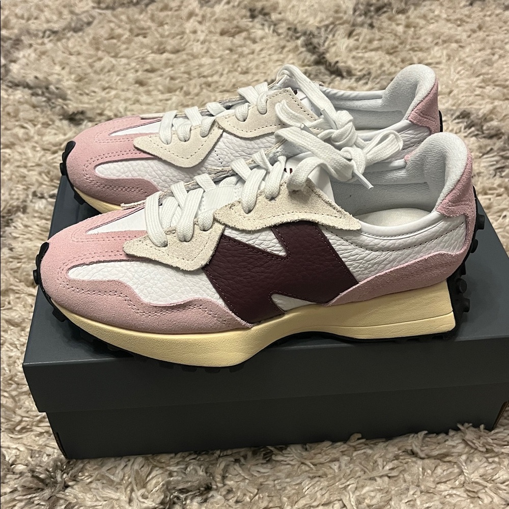 New Balance 327 sneakers. Pink. Burgundy. Size 6.5. New in box.